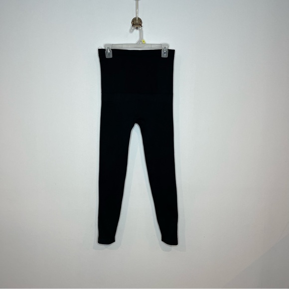 SPANX Look At Me Now Seamless High Waist Legging - Picture 2 of 11